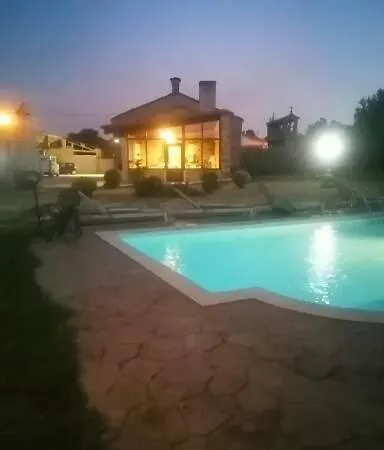Osvilares * سانتياغو دي كومبوستيلا