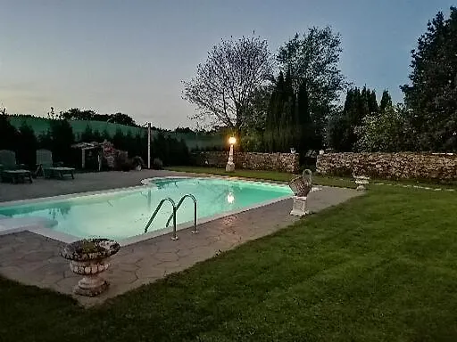 בית כפרי Osvilares